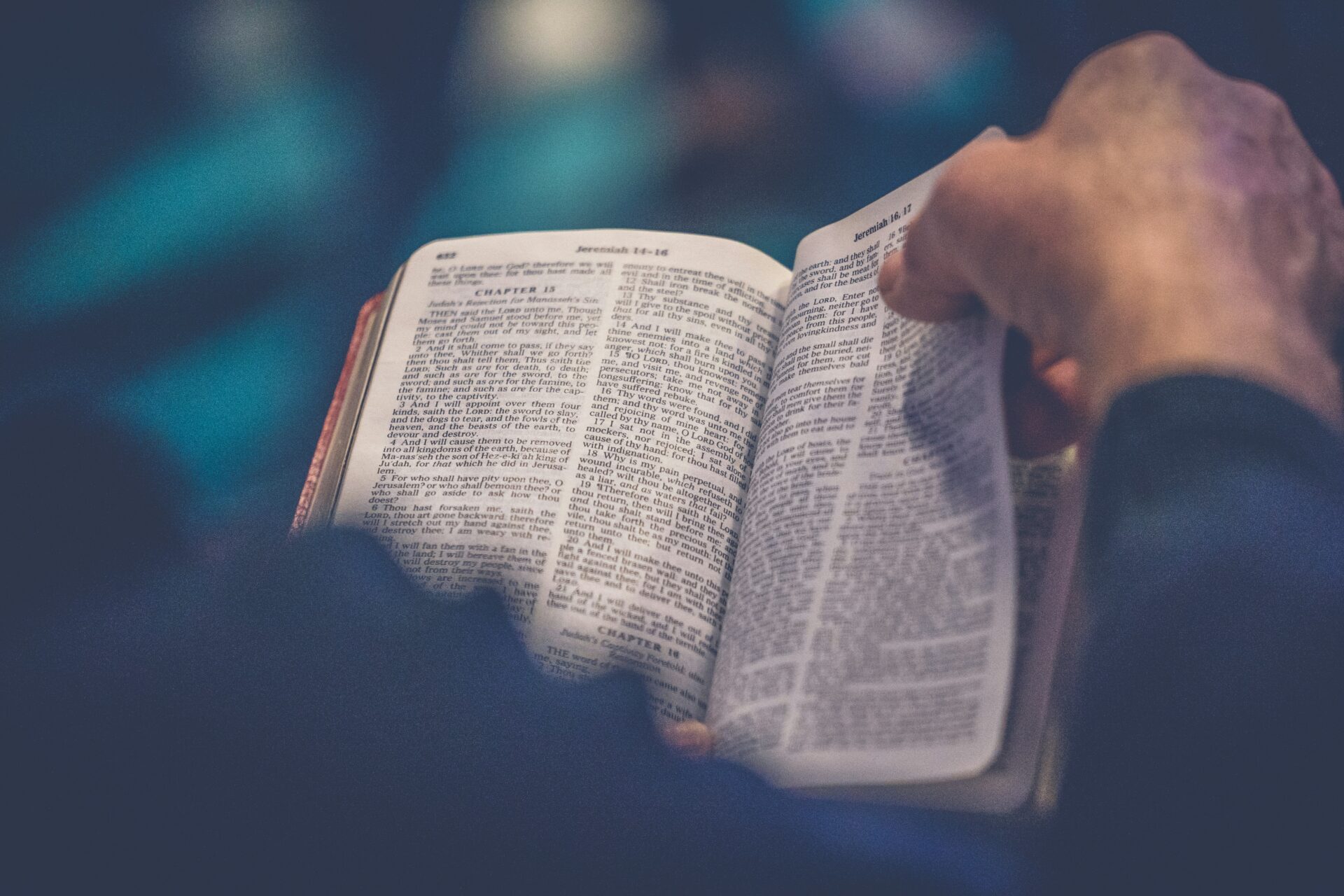 Featured image for “Handling Unbiblical Behaviours in Your Mentees”